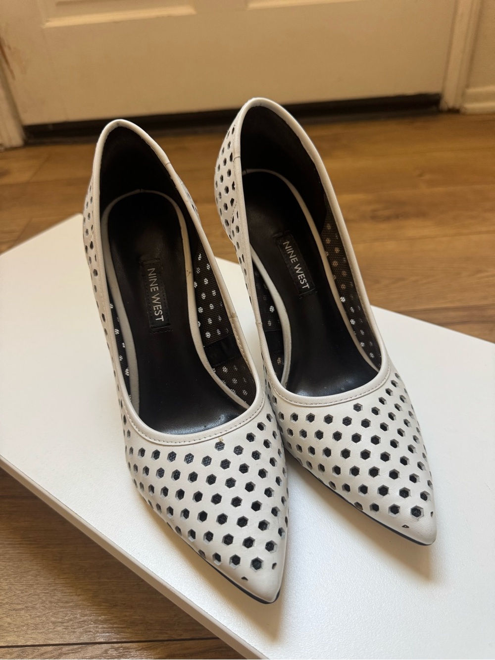 Nine West White Pointed-Toe Perforated Pumps